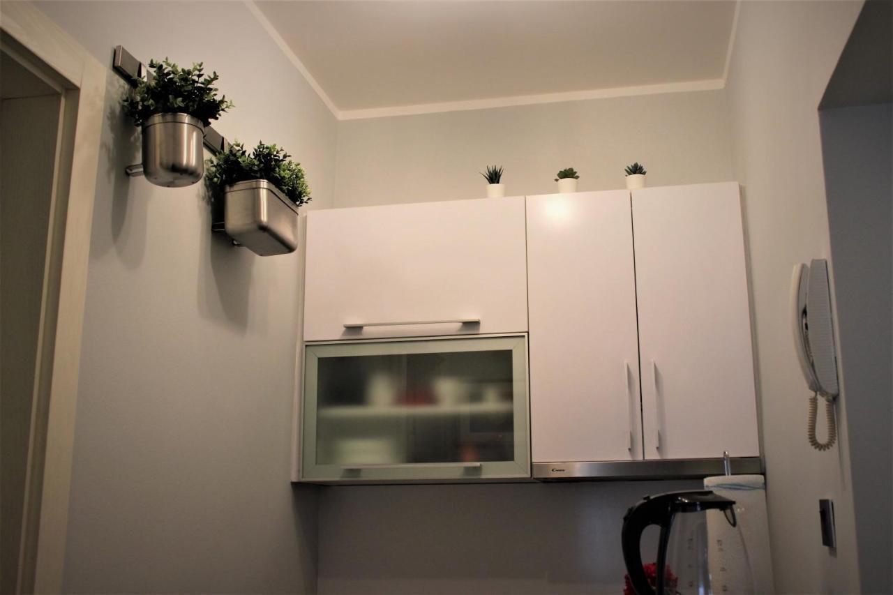 Apartment Skadarlija Free Parking Belgrado Exterior foto